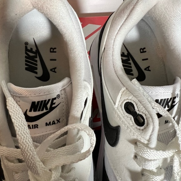 Nike Air Max 1 - Picture 10 of 11